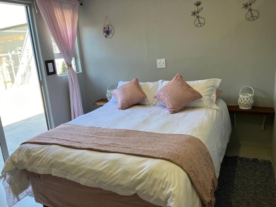 Stellies Accommodation - Room 2 เคทมานสโฮป ภายนอก รูปภาพ