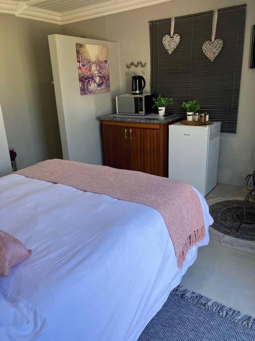 Stellies Accommodation - Room 2 เคทมานสโฮป ภายนอก รูปภาพ